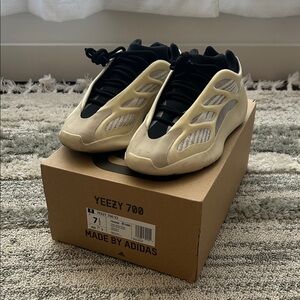 Adidas Yeezy 700 V3 in Cream and Black
